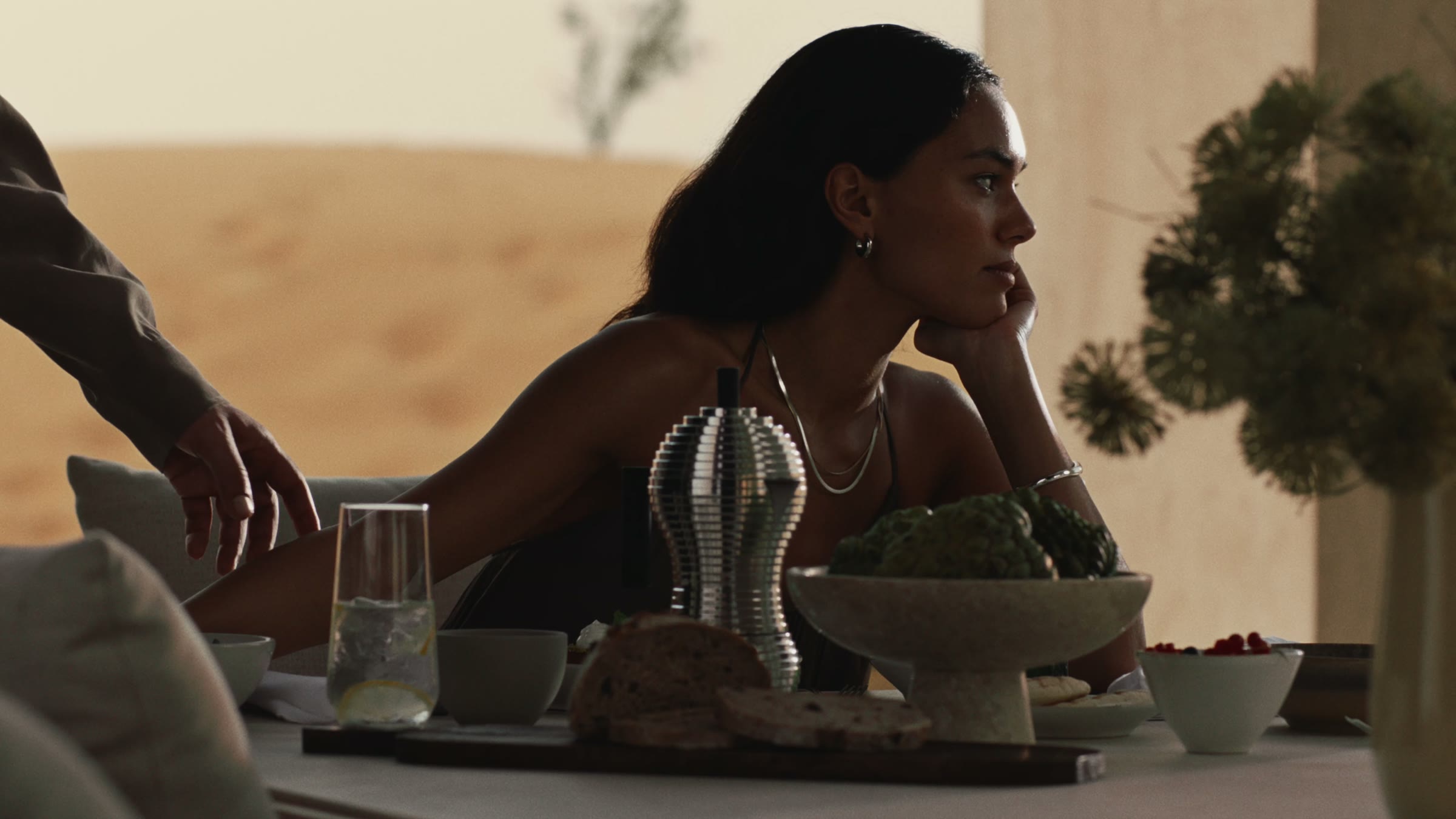 Breakfast above the dunes
